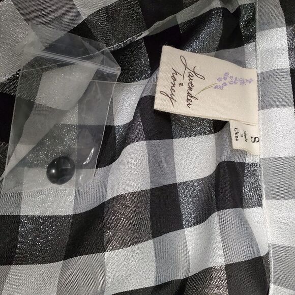 Lavendar & honey  black and white plaid blouse - Picture 4 of 8